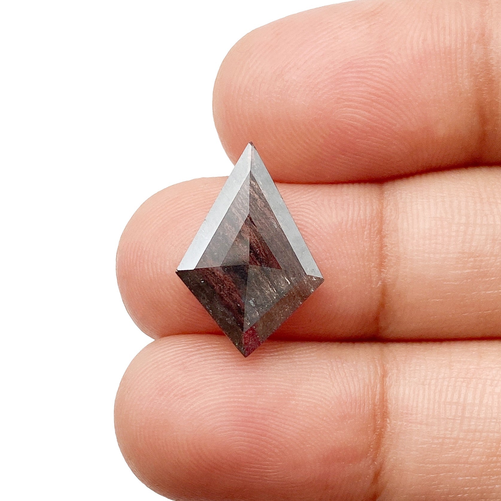DIAMOND VAULT SALT & PEPPER DIAMOND 2.96ct | Salt & Pepper Kite Shape Step Cut Diamond
