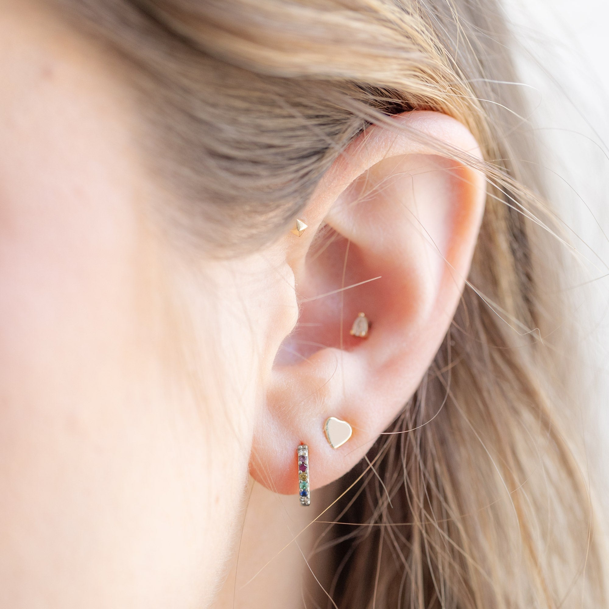 Alexis Russell Earrings The Rainbow Sapphire Pavé Huggie Hoops | White Gold