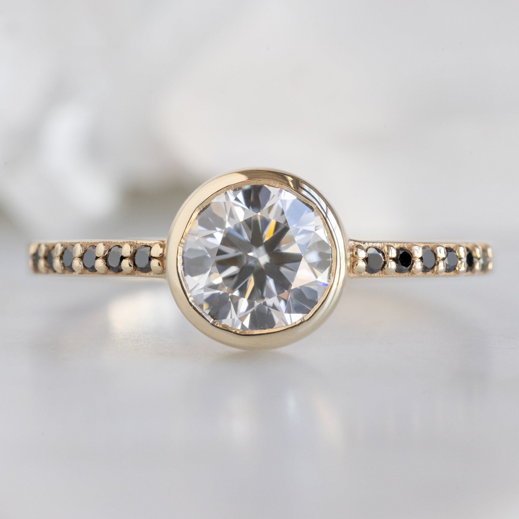 Alexis Russell Engagement Rings The Willow Ring | 1.00ct Round Lab Grown White Diamond in 14K Yellow Gold