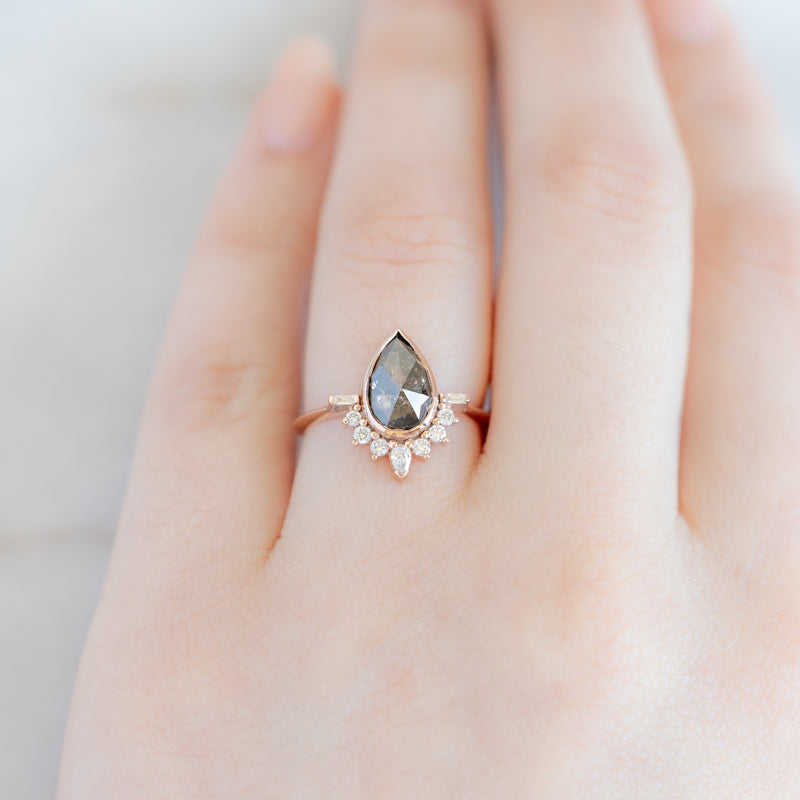 The Posy Ring | 1.67ct Rose Cut Black Diamond in 14K Rose Gold