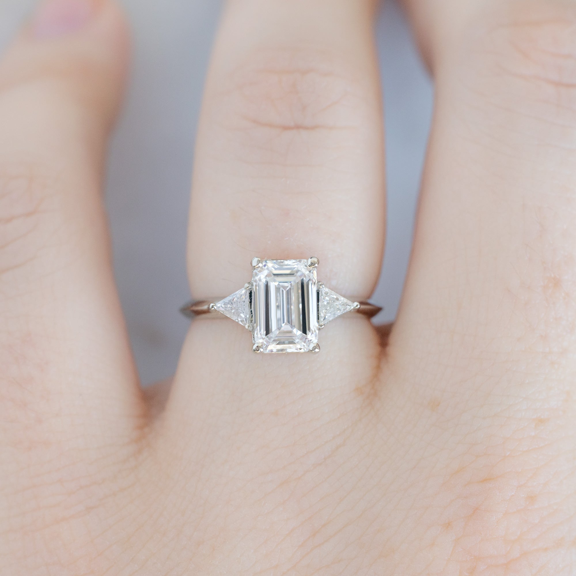 Alexis Russell  Engagement Rings The Jade Ring | 2.00ct Emerald Lab Grown White Diamond in 14K White Gold