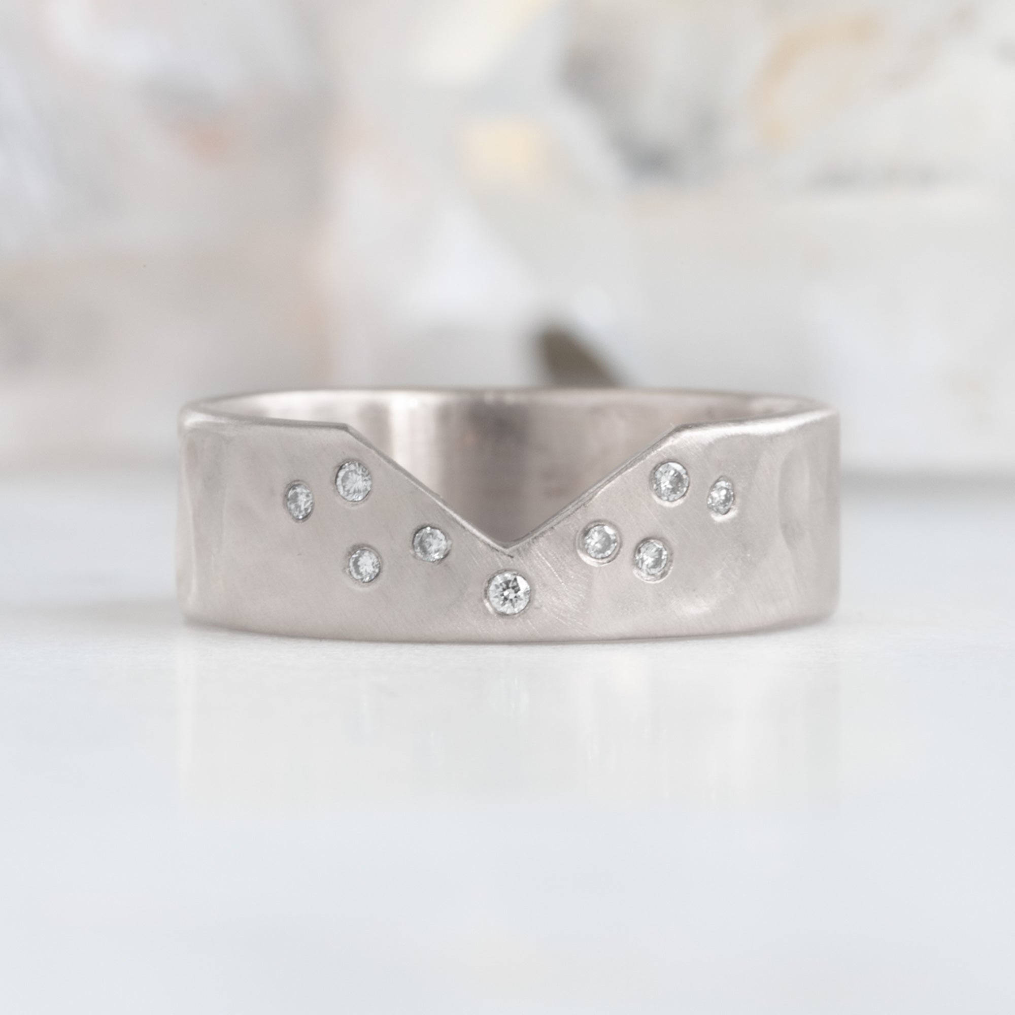 Alexis Russell Wedding Bands Constellation Peak Stacking Band | Yellow, Rose or White Gold